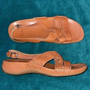 Clarks Women's Brown Leather Sandals